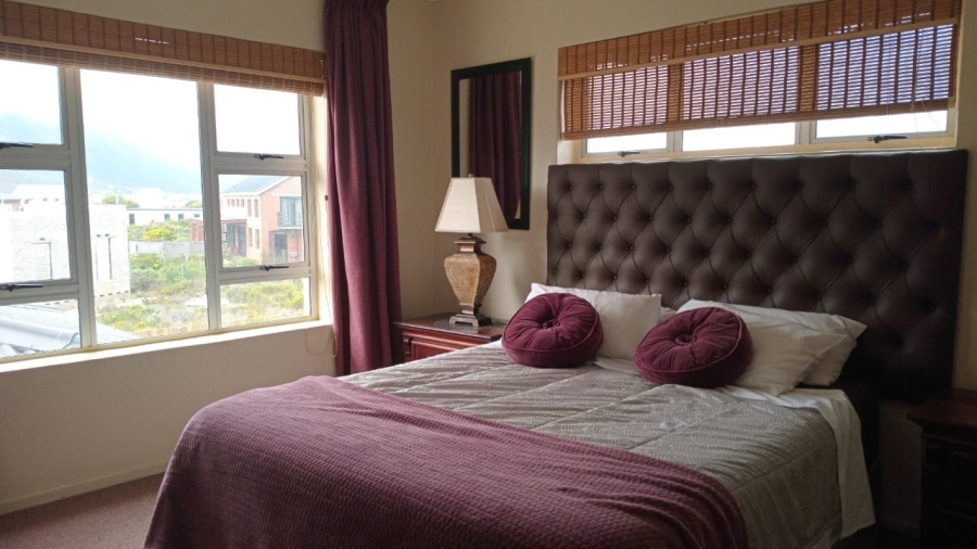 4 Bedroom Property for Sale in Bettys Bay Western Cape